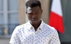 Après 7 ans de galère et le sauvetage d’un enfant, Mamoudou Gassama naturalisé français