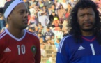 Match de gala: El Hadji Diouf ridiculise Higuita et vole la vedette à Ronaldinho [Vidéo]
