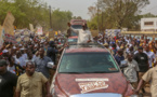Macky Sall fait sa marche marron et surpasse ses adversaires