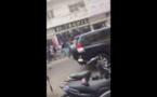 [Vidéo] Des détenus s'échappent du véhicule pénitencier à Sandaga