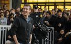 La métamorphose du patron de Facebook, Mark Zuckerberg, de gamin têtu à PDG superstar