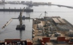 Port : Un camion-citerne tombe dans la mer et fait 1 mort