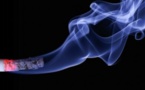Avoir le Covid-19 quand on fume augmente le risque d'AVC