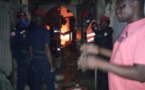 Incendie au marché central de Kaolack : Les sapeurs pompiers peinent à éteindre le feu.