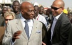 Convocation de son fils par la gendarmerie : Wade se fait beaucoup de soucis pour Cheikh Béthio que pour Karim