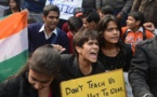 Inde : la mort de l'étudiante victime d'un viol collectif ravive la colère