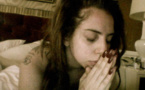 REGARDEZ. Lady Gaga en train de prier pour les victimes de l'incendie au Brésil