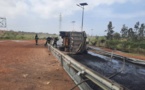 Autoroute / Axe Dakar-AIBD : Encore un camion qui se renverse et qui prend feu.