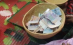 Le charlatan bouffe ses 2,5 millions et lui en promet 7…