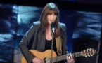 Carla Bruni chante sa "Little French Song" sur le plateau d'Ellen DeGeneres