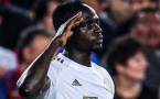Sadio Mane douche le Camp Nou