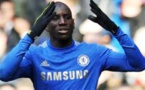 Demba Ba explose Feyenoord