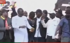 Place de la Nation : Khalifa Sall hué par la foule, la réaction ferme de Déthié Fall