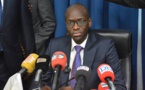 « 1million de raisons de continuer avec Macky SALL. 1million de signatures » ( M. Abdoulaye DIEYE - DG AIBD)