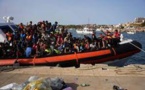 La marine marocaine porte secours à 415 migrants sénégalais