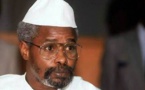 Dakar : Hissène Habré porté comme un enfant pour faire face au juge