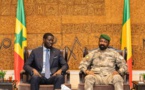 En visite au Mali: Bassirou Diomaye Faye accueilli par le Colonel Assimi Goita