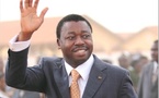 Togo: des centaines d'opposants dénoncent une "dérive monarchique"
