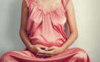 Elle se croyait enceinte de triplés, avant de mettre au monde... 5 bébés