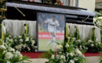 Cameroun : inhumation du footballeur Patrick Ekeng, décédé lors d’un match