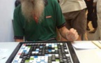 Le champion du monde de Scrabble francophone ne parle pas français