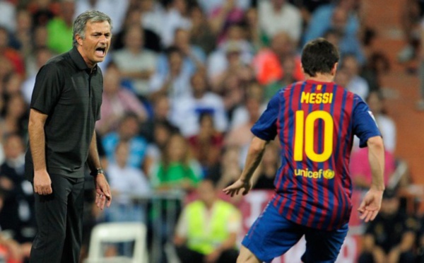Mourinho : "J'espère que Messi ne partira jamais du Barça"