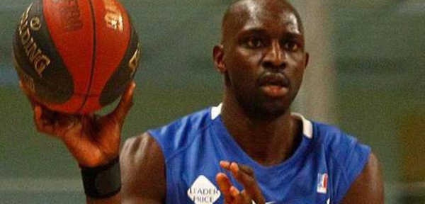 Pape Badiane, un champion de basket meurt dans un accident de voiture à 36 ans
