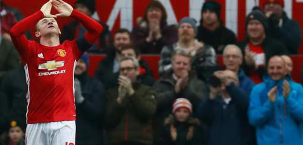Rooney rejoint Bobby Charlton: 249 buts avec Man United