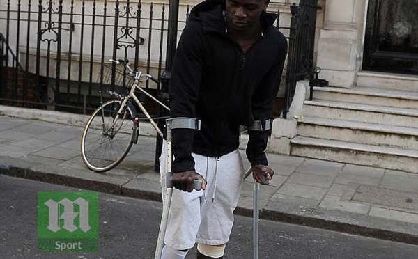 LIVERPOOL : Sadio Mané après son opération au genou, ce matin (Photos)