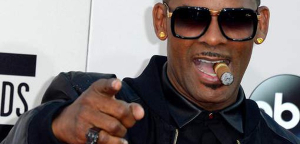 Accusé de maintenir des femmes en esclavage, R. Kelly brise enfin le silence