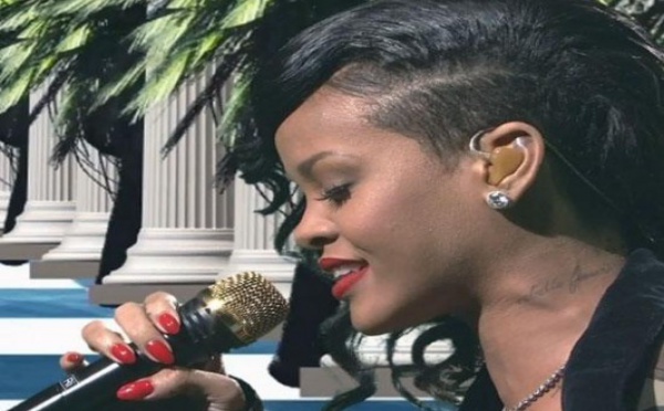 Rihanna et Chris Brown confondus par les paroles de leur duo