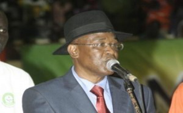 Aziz Samb « Je  suis seul, je me sens  beaucoup trop seul »