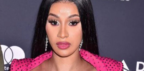 Cardi B, épinglée pour ses sacs Birkin de Hermès : "Vous ne faites pas ça aux stars blanches"