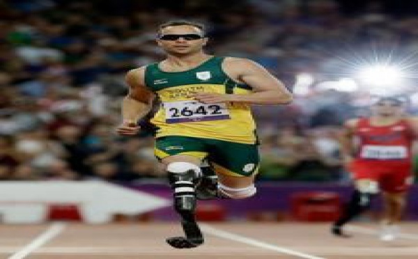 Pistorius, la star olympique, inculpé du meutre de sa fiancée