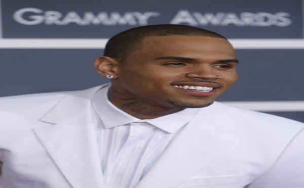 Chris Brown : Son amour pour Rihanna ? "C'est pour la vie"