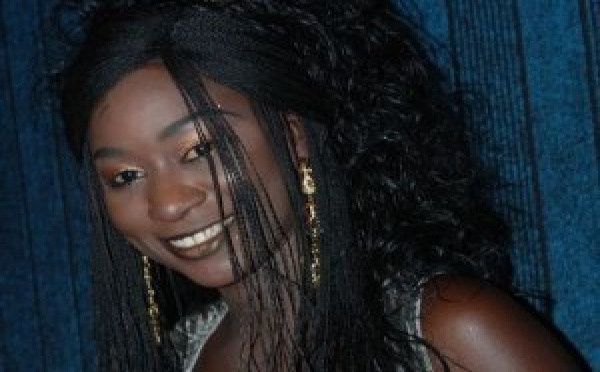 Nancy Eva est allergique à Aïda Patra