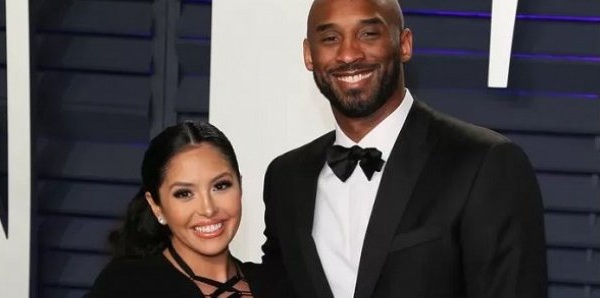 Près d’un an après la mort de Kobe Bryant, sa femme publie un message déchirant sur Instagram