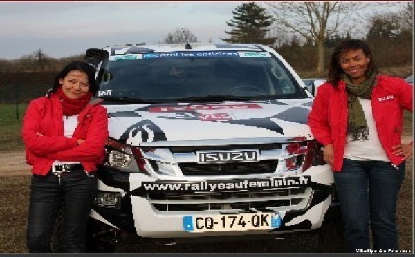 La fille de Wade se trouve dans le désert marocain : Sindiély à mille lieues des enquêtes sur l’enrichissement illicite