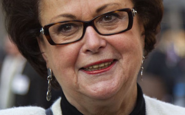 Christine Boutin: "Angelina Jolie n'était pas (encore) porteuse de cancer"