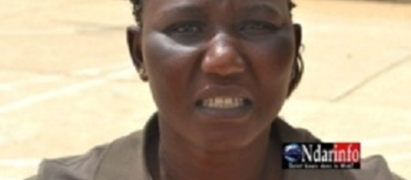 Ndèye Sène  pleure à Maputo