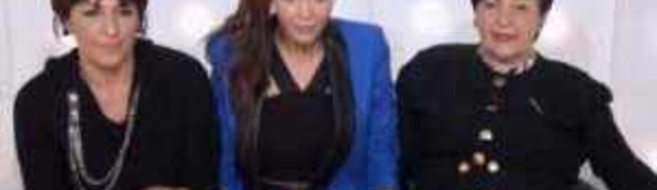 Nabilla sans culotte au Grand Journal 