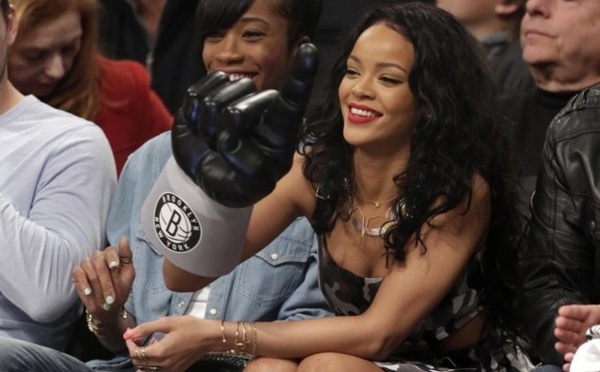 Rihanna affiche son derrière galbé sur Instagram et se fait censurer