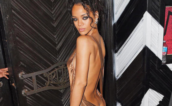 Rihanna : Après les seins, ce sont ses fesses en l'air pour une after party(Photos)