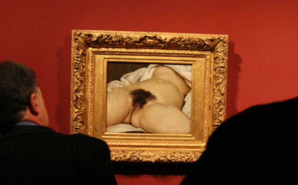 Une artiste expose son sexe devant «L’Origine du Monde» au musée d’Orsay