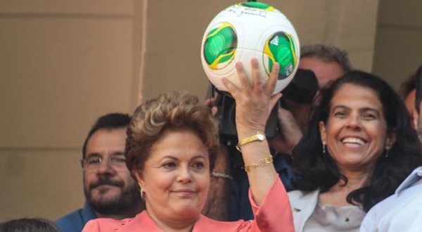 La présidente du Brésil, Dilma Rousseff défend le Mondial