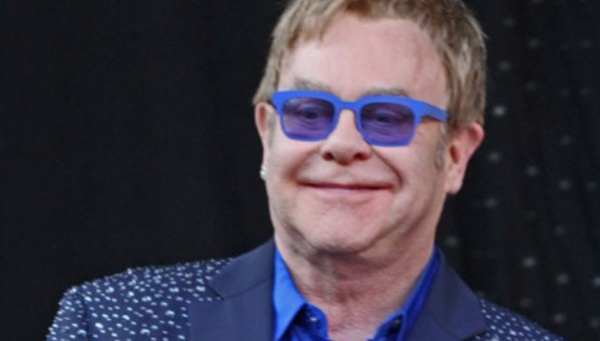 Elton John : le chanteur annonce la fin de sa carrière !