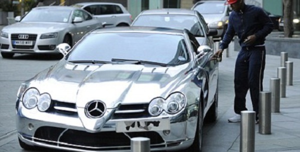 Les stars du foot et les bolides les plus chers du monde : Diouf sur le podium