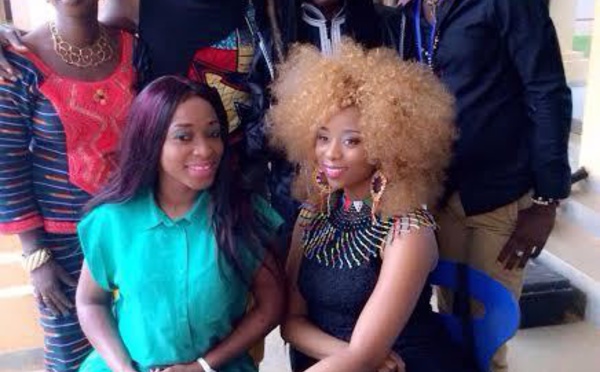 Adiouza lors de son Interview sur TV5 Monde au Burkina Faso