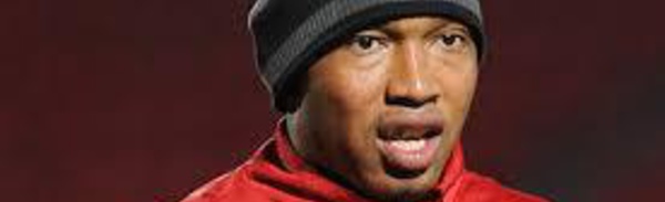 El Hadj Diouf giflé par le mannequin Dji dieng