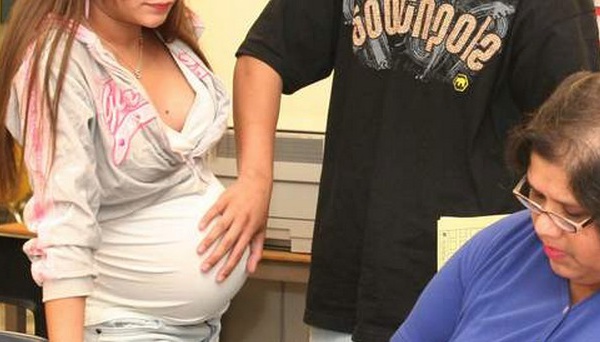 Uruguay : Une fillette de 11 ans enceinte du grand-père de sa demi-soeur